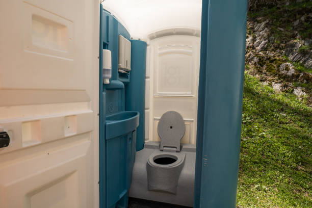 Best Porta potty delivery and setup  in Santa Rosa, TX