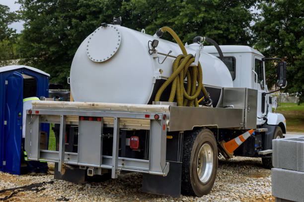 Portable Toilet Options We Offer in Santa Rosa, TX